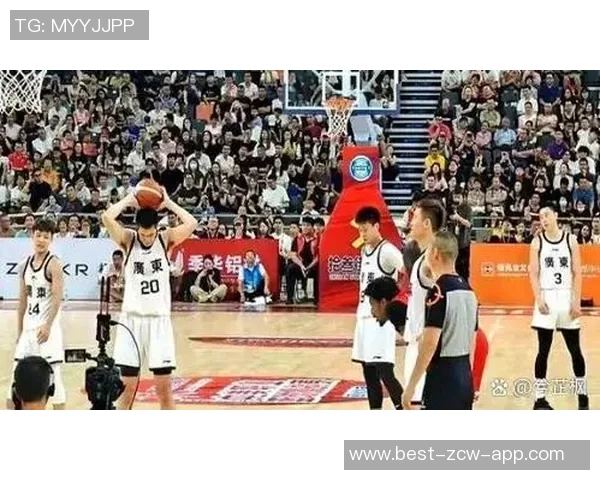 KD带领球队取得4胜2负佳绩近6场场均298分57板57助命中率高达55 KD带领球队取得4胜2负佳绩近6场场均298分57板57助命中率高达55