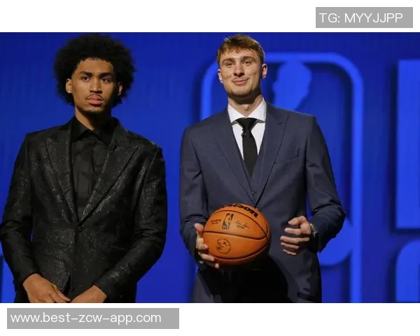 哈珀在本场比赛中表现出色荣膺最佳后卫超越费尔斯卡斯尔和福克斯 哈珀在本场比赛中表现出色荣膺最佳后卫超越费尔斯卡斯尔和福克斯